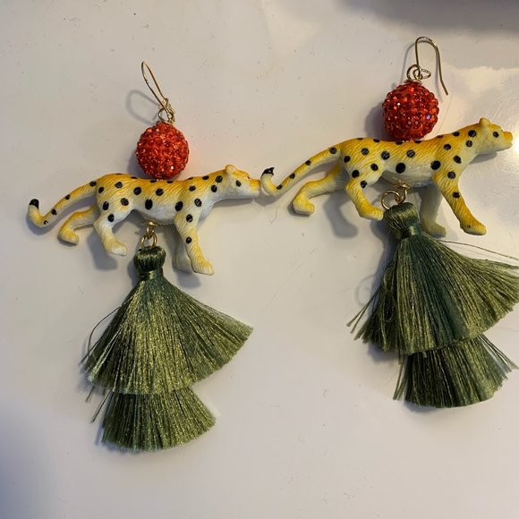 Lenora Dame Cheetah Earrings - Picture 1 of 3